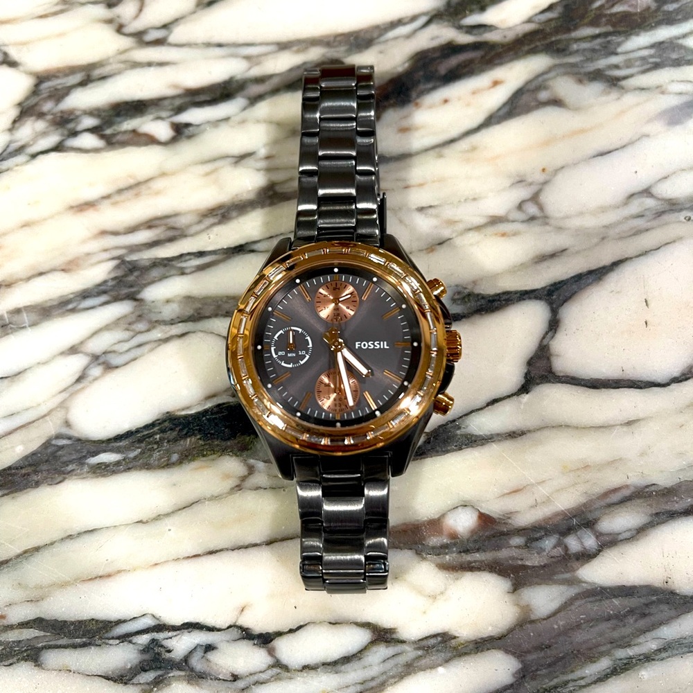 New Fossil women’s watch - Make an offer